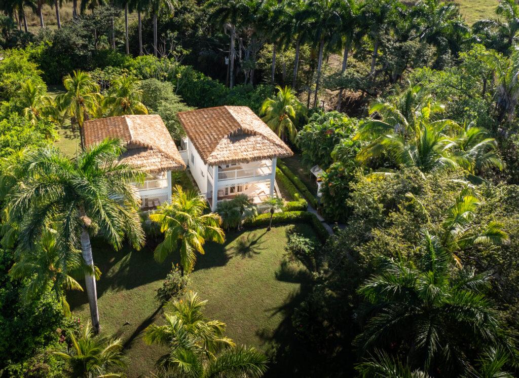 azul hotel retreat garden premium